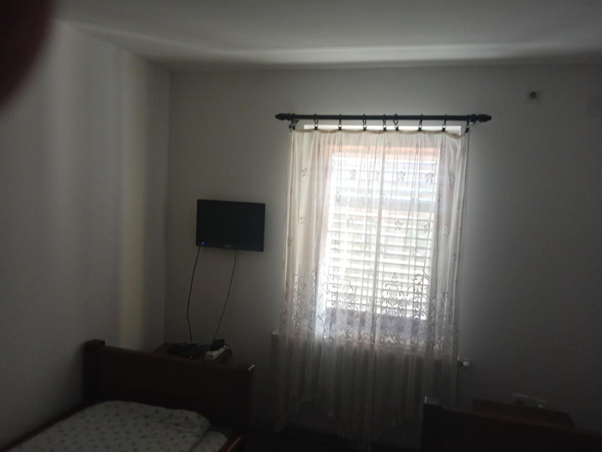 Apartamento Sobe Nevenka Vrnjačka Banja Exterior foto